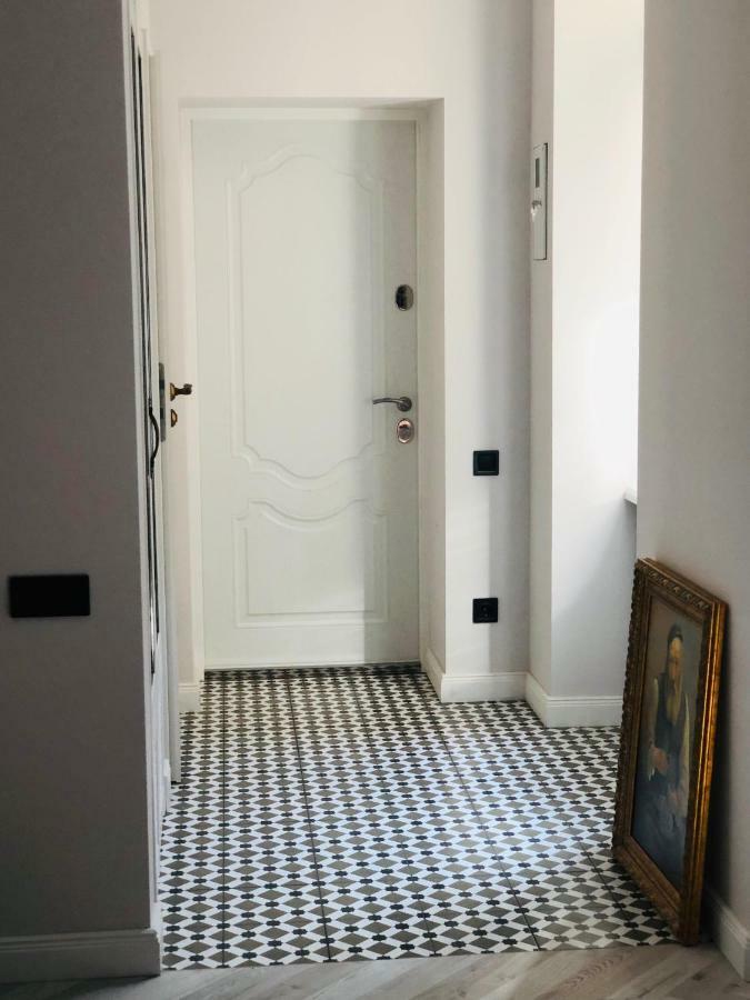 Vip Apartment History Lviv Exterior photo